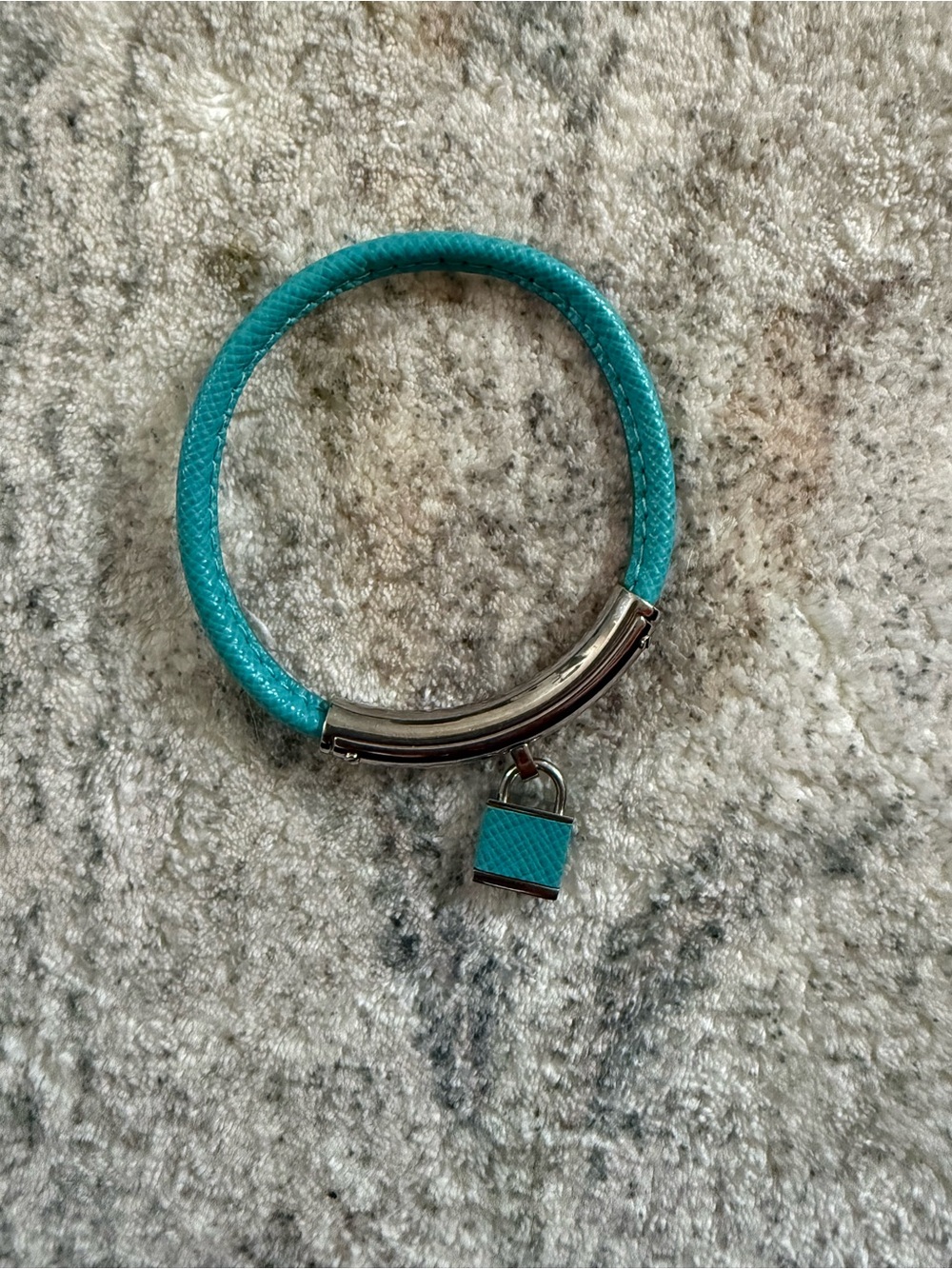NWOT Michael Kors Turquoise Silver Leather Padlock Bracelet - Picture 5 of 5